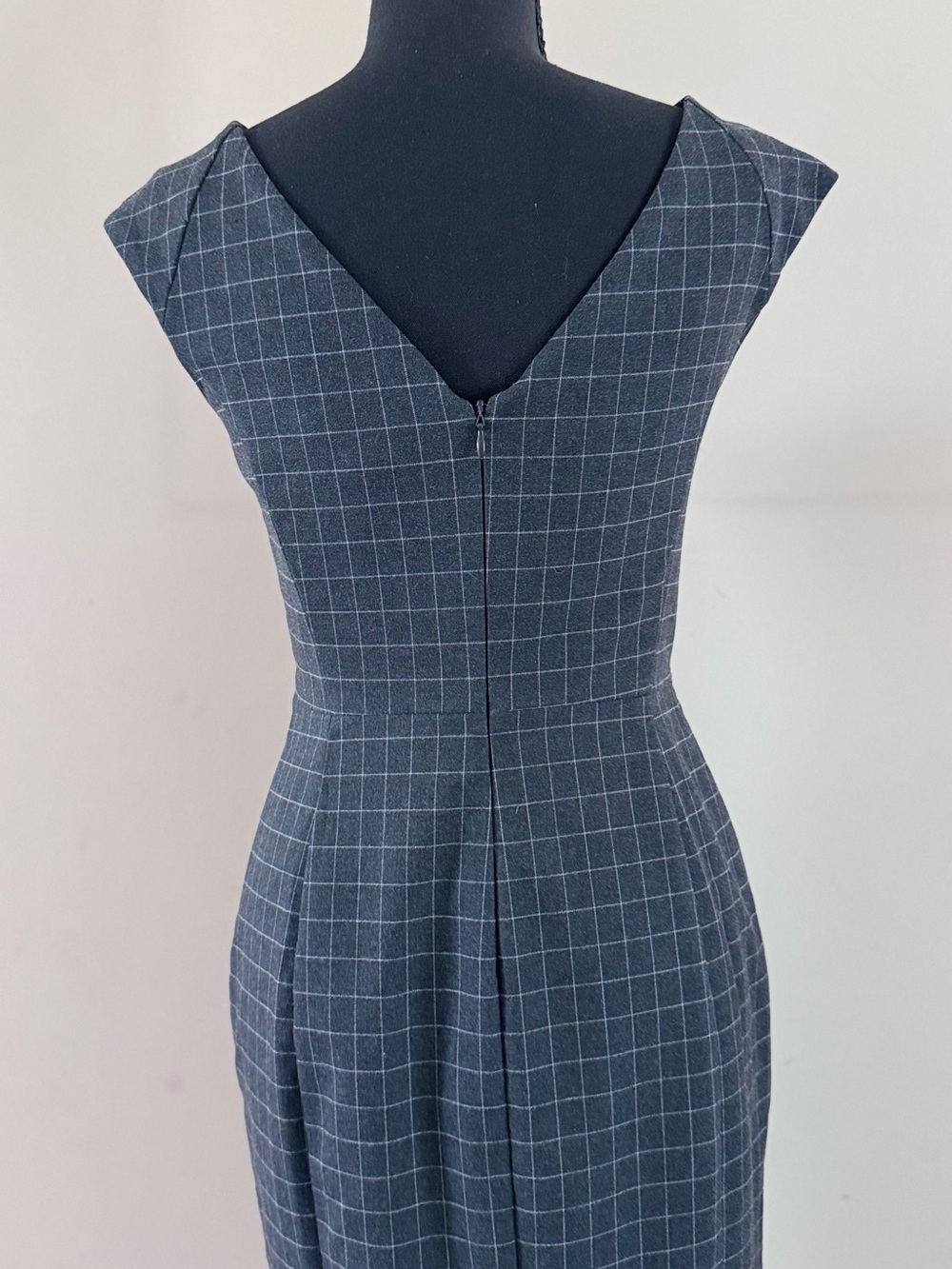Banana Republic Black and White Windowpane Midi Sheath Dress - Picture 8 of 10